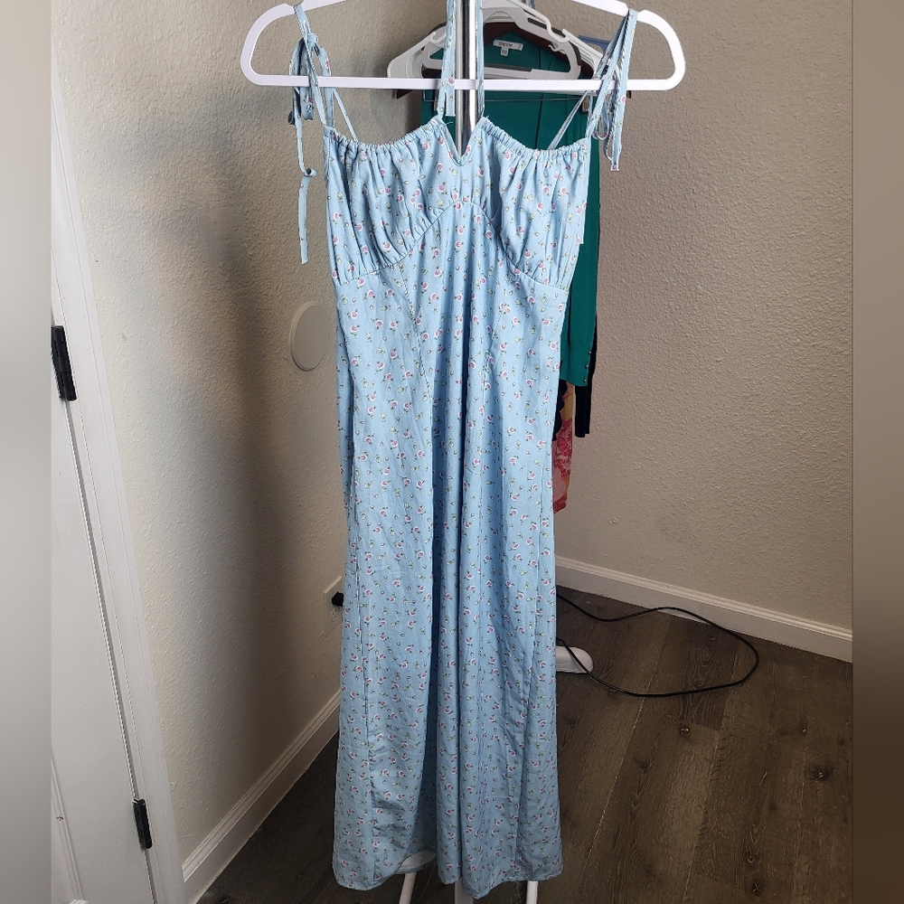 Princess Polly Light Blue Floral Midi Dress